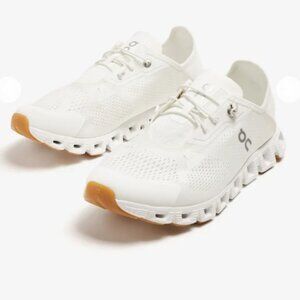 Brand New Never Worn On Cloud 5 Coast sneakers - Size: Women's 10.5